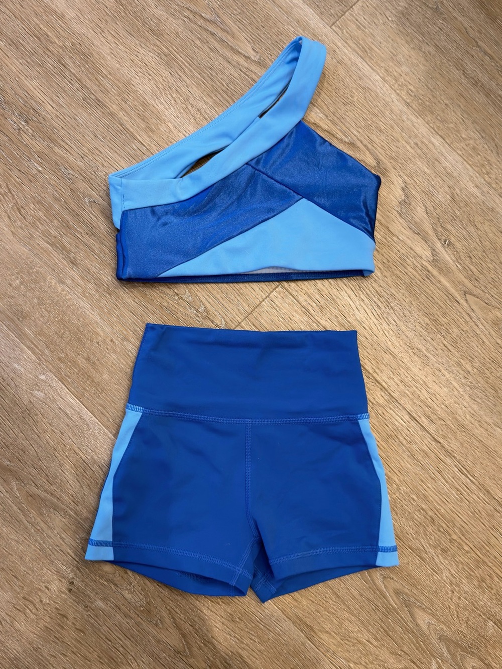 Kids One-Shoulder Jo & Jax Set in Light Blue and Royal Blue
